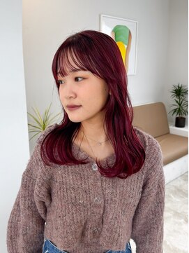 デビュー 沖縄泡瀬店(Debut) 赤髪/ボブルフ/ネビージュ/小顔/ワンレン/沖縄/髪質改善/前髪