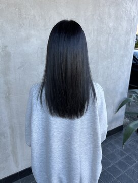 プールサイド(poolside) 透明感グレー系ブルーブラック♪