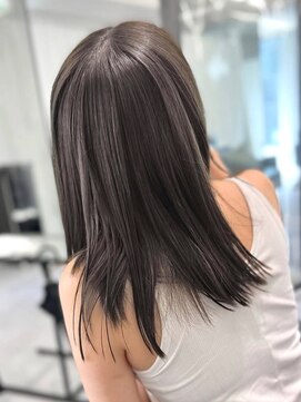 ニトバイアンキシム(nit by ahnkism) ミディアムロングレイヤーカットブリーチなしダブルカラー堀江