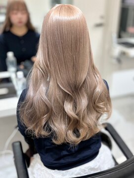 ランテルディ 渋谷(LANTERDIT) ミルクティーベージュ 20代 美髪 ブリーチ ハイトーン 透明感