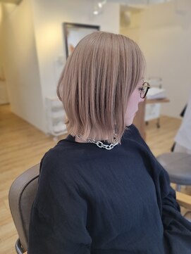 アバント(avant) シアーベージュ×ナチュラルボブ