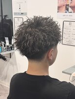 カルロイースタイル(CARLO e-style)&nbsp;スパイキーショート／ピンパーマ／テーパーフェード