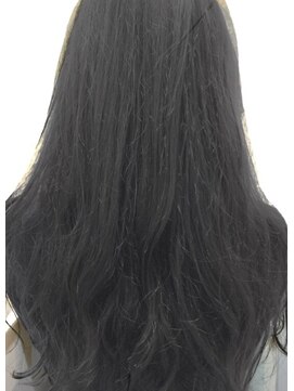 ロンド ルージュ 銀座店(Lond rouge) 暗い色でも差をつける、灰褐色の淡いカラー★〈担当 小林瑞歩〉