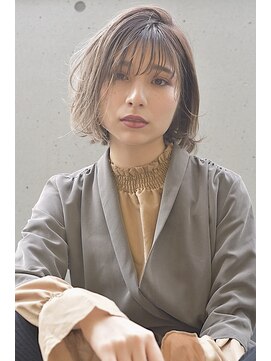 レブリイゼンコー イオンモール幕張新都心店(Reverie ZENKO) ミディアムボブ