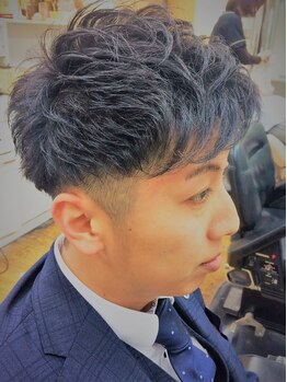 まるいわの写真/【上桂5分/桂10分】ON/OFF使い分けできる万能ヘアが好評★メンズに特化した専門店が創り出す技術を是非。