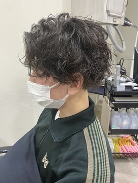 エル(EL by green) 《tomi》刈り上げマッシュ×スパイラルパーマ