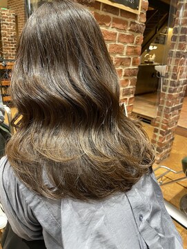 チップタップ 町田店(tip top) 柔らかレイヤーロング × オリーブブラウン #韓国ヘア