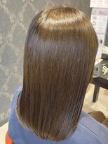 ルクールヘアアンドビューティー 燕三条店&nbsp;【艶感】イロノワトリートメント｜グレージュカラー