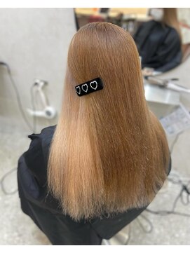 ラルムバイシー 新宿(LARME by Sea) ブリーチありミルクティーベージュ×ホワイトベージュ【Kaya】