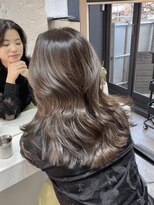 ブレンド 渋谷(BLend)&nbsp;黒髪ボブルフネビージュ小顔ワンレンスペインカール