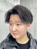 ビューブルー 亀戸錦糸町(VIEW BLUE)&nbsp;縦落ちツイストスパイラル/波巻きパーマ/2wayマッシュショート