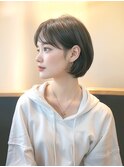耳かけショートボブ