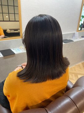 インビテーション(invitation) 外ハネミディアムスタイル