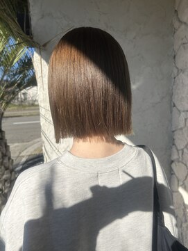 タップ(TAP) ブリーチ無しベージュボブ