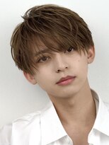 オーシャントーキョーオーバー 渋谷(OCEAN TOKYO OVER) 韓国マッシュセンターパートツーブロックフェザーパーマシャドウ