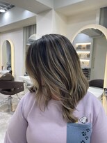 ボンズサロン 麻布十番 パティオ通り店(BONDZSALON)&nbsp;外国人風ハイライト×バレイヤージュ【麻布十番駅/六本木駅】