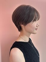 ルーム シンサイバシ(room shinsaibashi)&nbsp;ハンサムショート×グレージュで透明感ショート