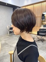 リファインド(REFINED)&nbsp;マッシュハンサムショート／ショートボブ／秋色オリーブブラウン