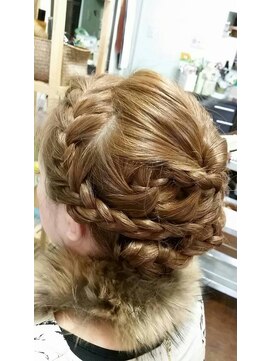 ヘアーメイク ハルタ(haluta) しっかりまきまきアレンジ