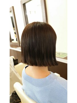 ディップス(Dip's) 切りっぱなしボブ