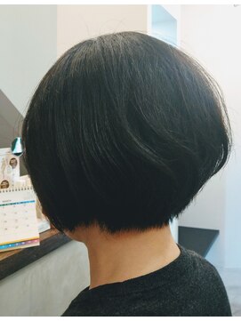 リアン バイ トルシュ ヘアワークス(Riant by TORChe hair works) グラデーションカット