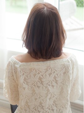 マイラ 銀座(myla) 11月1日NEWオープン銀座大人可愛い小顔ナチュラルフェミニンボブ