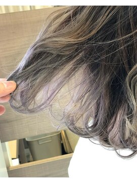 ヘアアンドメイク シークネクスト(HAIR&MAKE SeeK NEXT) 【 NEXT 島貫】バレイヤージュ×シルバーベージュ