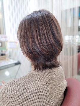 クオリス 赤塚店(QUALIS) ★結べるボブ斜めバング30代40代ヘルシースタイルふんわりカール