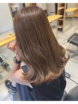 ティオ バイ スニップ(Tio by snip)&nbsp;艶ベージュ