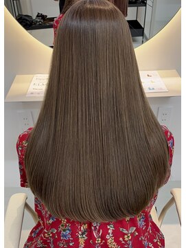 シダ(sida SAIIN) ★ グレーベージュ20代30代黒髪韓国レイヤー