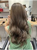 ベージュ×ハイライト