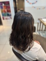 ロハスバイケンジ(LOHAS by KENJE)&nbsp;細めコテ巻き風パーマ/韓国風/小田急相模原