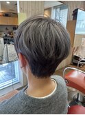 白髪ぼかし　ハンサムショート　大人ショート
