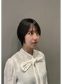 ロロネー 中津(Lolonois) ブリーチなしで透明感がでるダークグレージュ / ショートカット