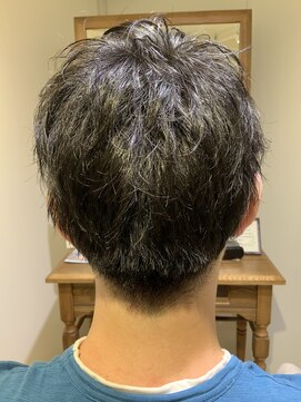 ユーネリー(U-NERY) 刈り上げショート