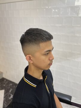 メリケンバーバーショップ フクオカ(MERICAN BARBERSHOP FUK) スタンダードクロップスタイル