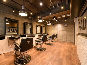 メンズサロン　FADE&LINE　成城学園前店【フェードアンドライン】