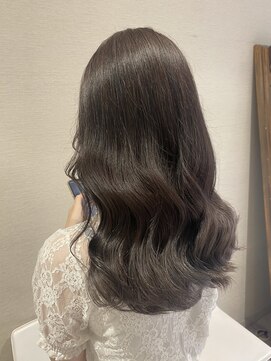 ケンジ 横須賀中央(KENJE) 赤みなしベージュカラー