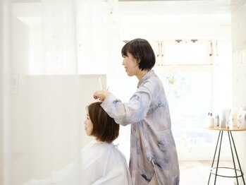 ウミネコ美容室 センター北hanare店(Umineko美容室)の写真/【丁寧なカウンセリングが好評です】初回は20分ほど時間をいただき、お客様の髪の悩みに寄り添います。