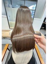 giiniiスタイリスト紹介♪【髪質改善】【縮毛矯正】【美髪矯正】
