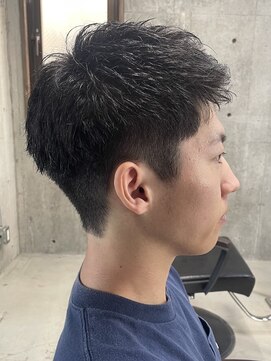 フイ 新宿3丁目(Hui) ハイトーンカラー/マッシュパーマ/アースカラー/men's/