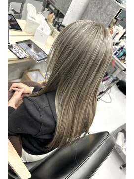 ウーパー(UPA) 明るめコントラストハイライト