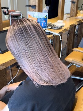 ラグーン(LAGOON) バレイヤージュグレージュハイライトダブルカラーケアブリーチ