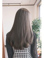 ロスカ(Loska)&nbsp;ロングレイヤー×透明感グレー
