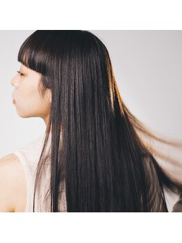 髪にドラマを。芯から生まれるしなやかな質感。日常にときめきをくれる、あなた史上最高の美髪ストーリーを