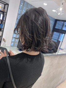 エアー 大阪(AIR) 【遠藤】外ハネレイヤーボブ