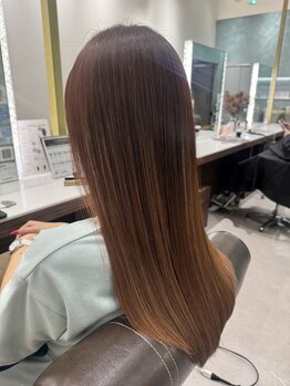 カシータフロル モゾワンダーシティ店(Casita flor)の写真/独自のダメージレスカラーとコアミートリートメントで、エイジングケアで理想の髪へ♪
