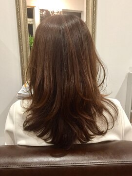 ニコラ(nicola) nicola×褒められ★くびれミディ