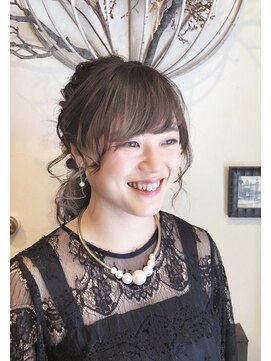 ヘアーアンドメイク グリーン(hair&make green) ゆるふわ編み込みアップ【東十条/王子/赤羽/ヘッドスパ】
