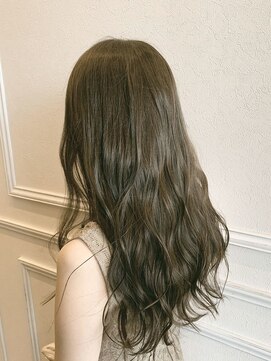 エミュー ラ ピエス(emu la piece) ミントアッシュ/レイヤーロング/フレンチガーリー/艶感/うる艶髪